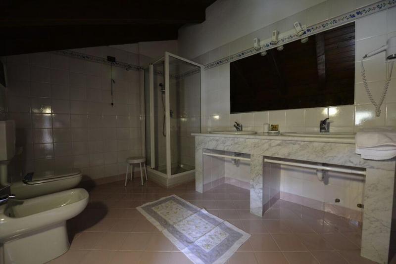ברויל-קרוויניה Hotel Baita Cretaz מראה חיצוני תמונה
